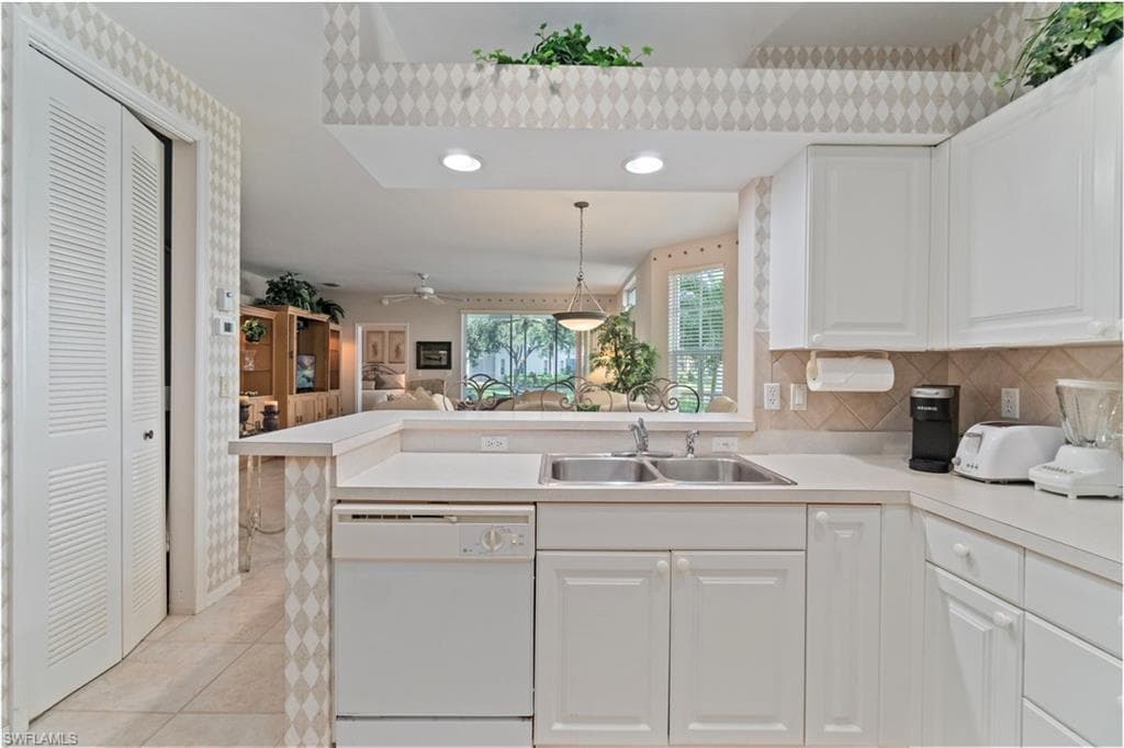 3412 Pointe Creek CT # 102, BONITA SPRINGS FL 34134-16