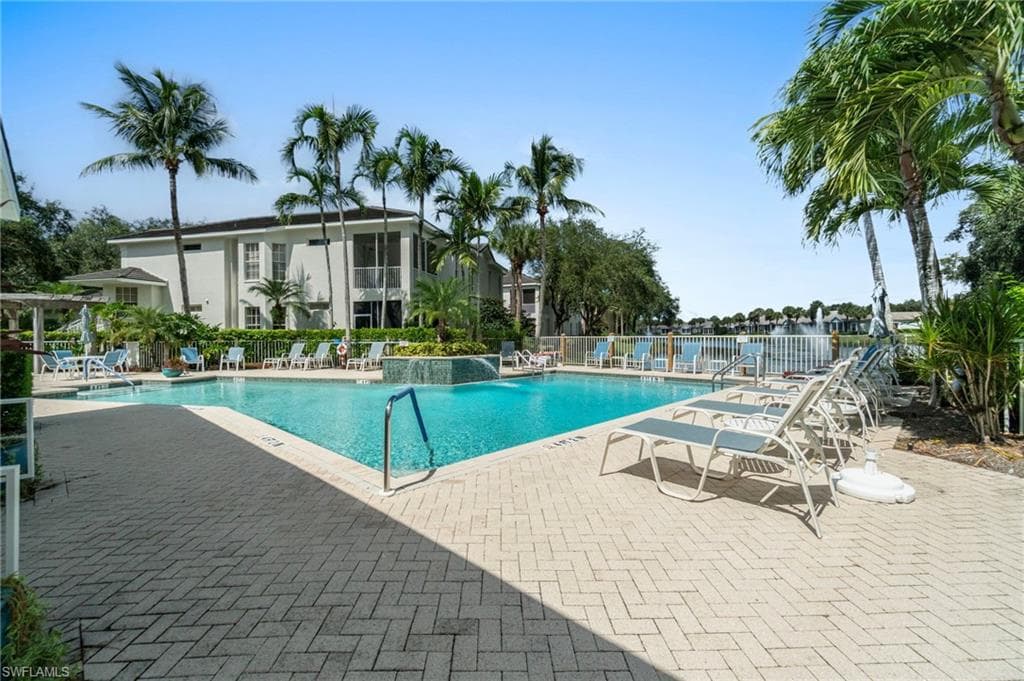 3412 Pointe Creek CT # 102, BONITA SPRINGS FL 34134-36