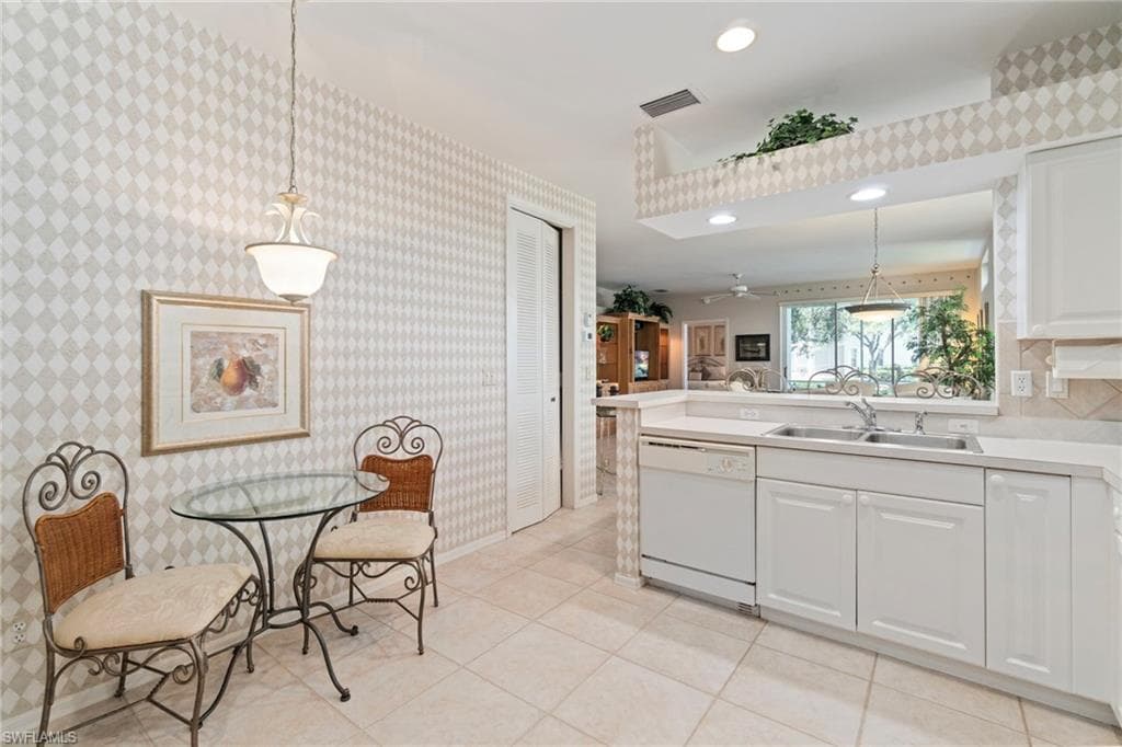 3412 Pointe Creek CT # 102, BONITA SPRINGS FL 34134-14