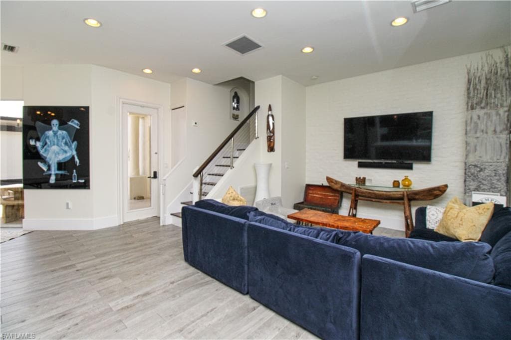 647 110th AVE N-34