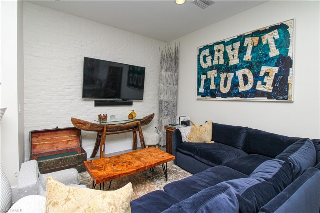647 110th AVE N-31