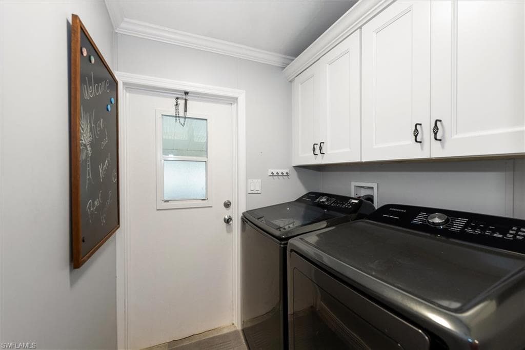 102 Elise DR, FORT MYERS FL 33908-18