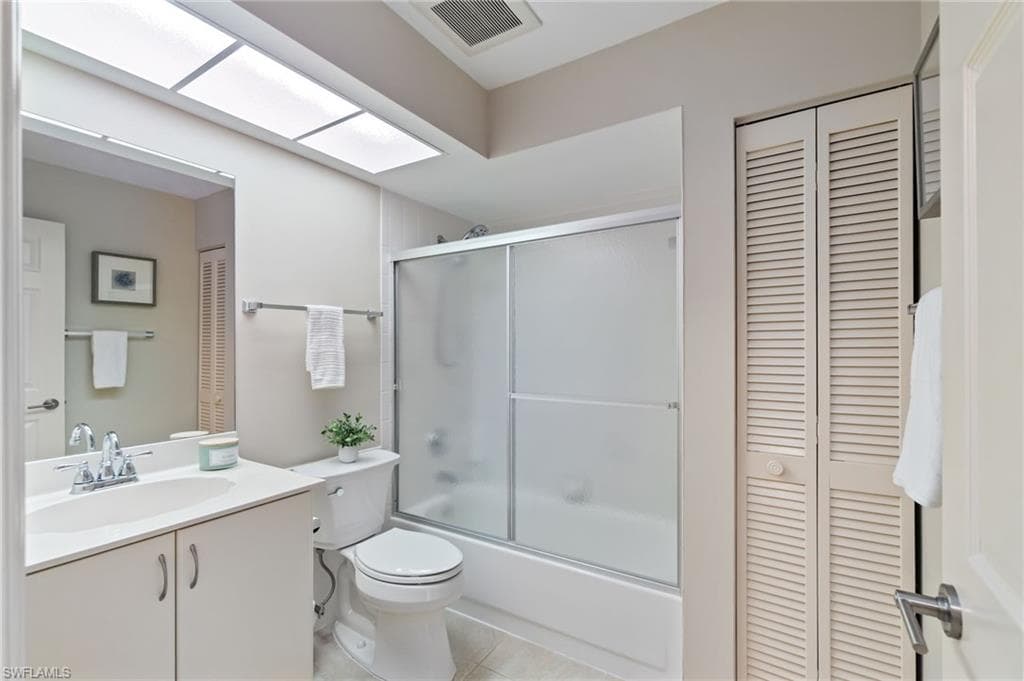 834 Gulf Pavilion DR # 201, NAPLES FL 34108-26