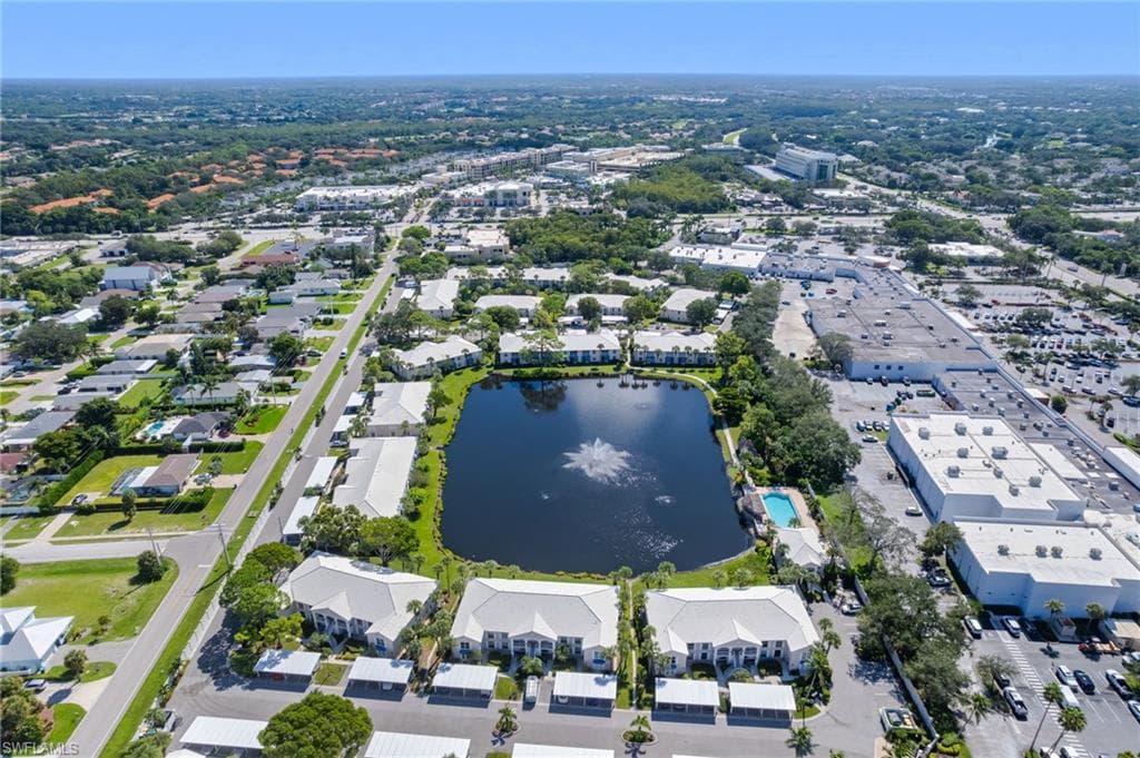 834 Gulf Pavilion DR # 201, NAPLES FL 34108-39