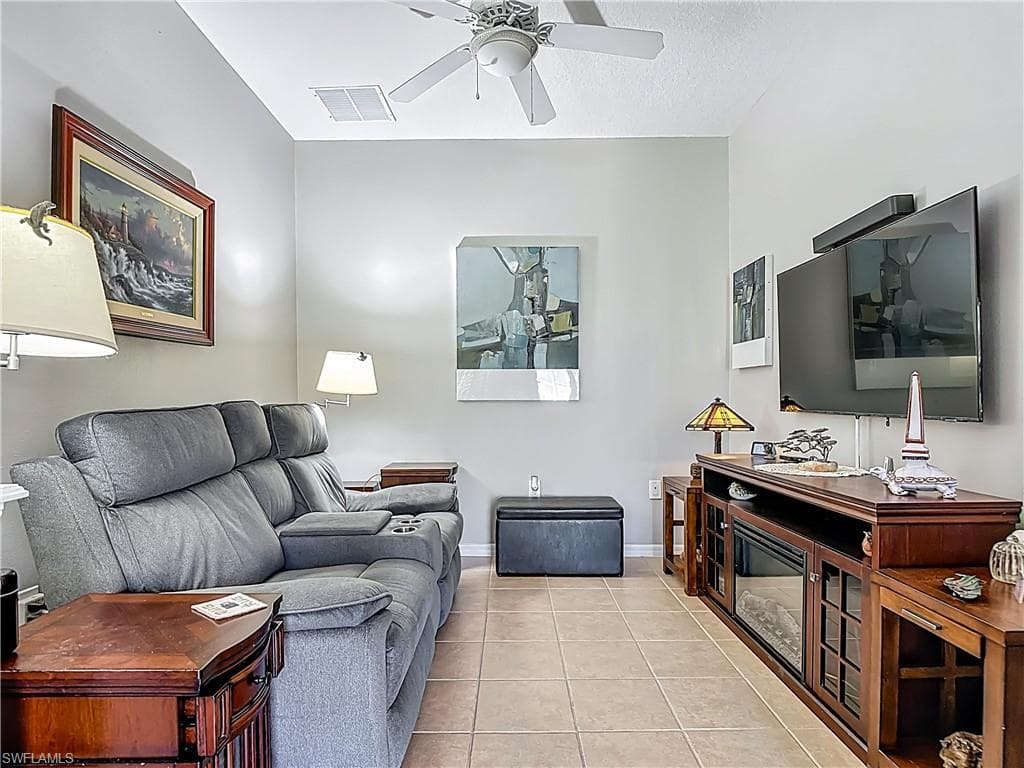 3630 Rue Alec LOOP # 1, NORTH FORT MYERS FL 33917-9