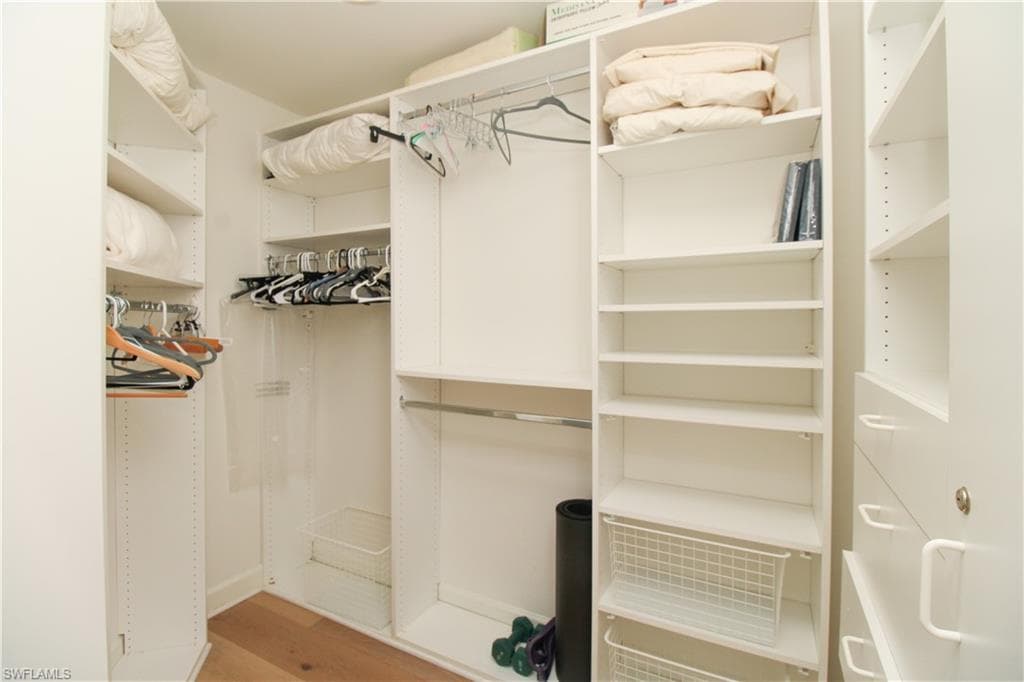 26956 Montego Pointe CT # 201, BONITA SPRINGS FL 34134-31