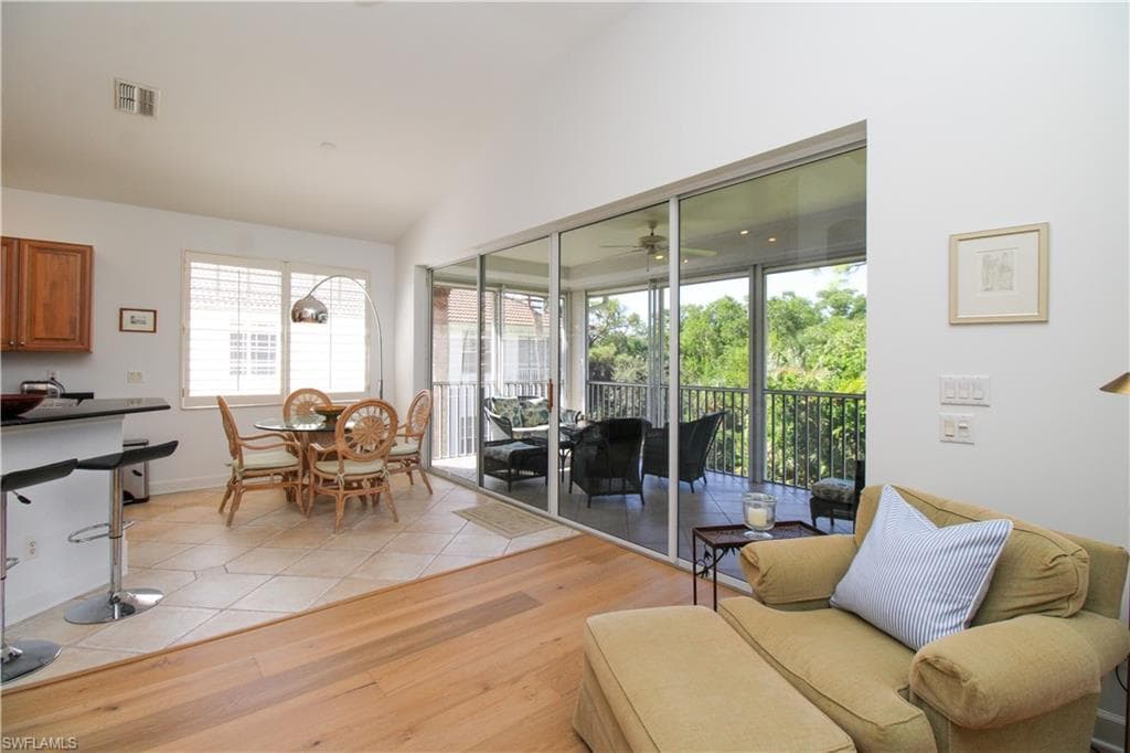 26956 Montego Pointe CT # 201, BONITA SPRINGS FL 34134-27