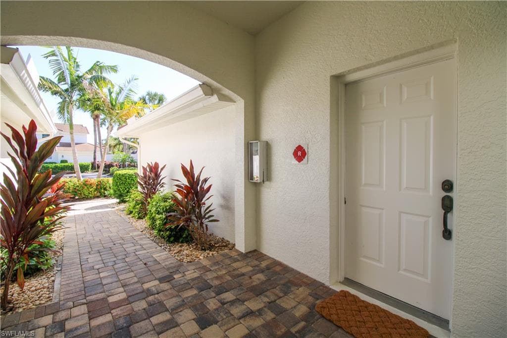 26956 Montego Pointe CT # 201, BONITA SPRINGS FL 34134-8