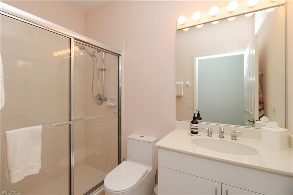 26956 Montego Pointe CT # 201, BONITA SPRINGS FL 34134-37