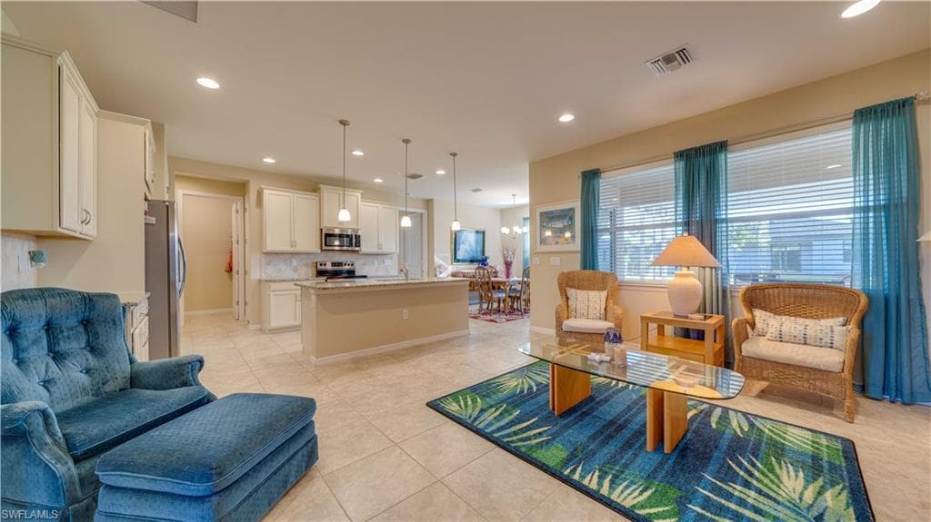 2025 SW 19th PL, CAPE CORAL FL 33991-5