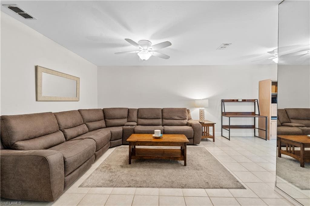 8336 Charter Club CIR # 5, FORT MYERS FL 33919-4