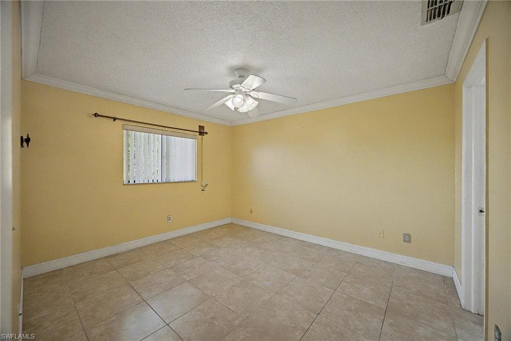 423 Cape Coral PKWY W 206-22