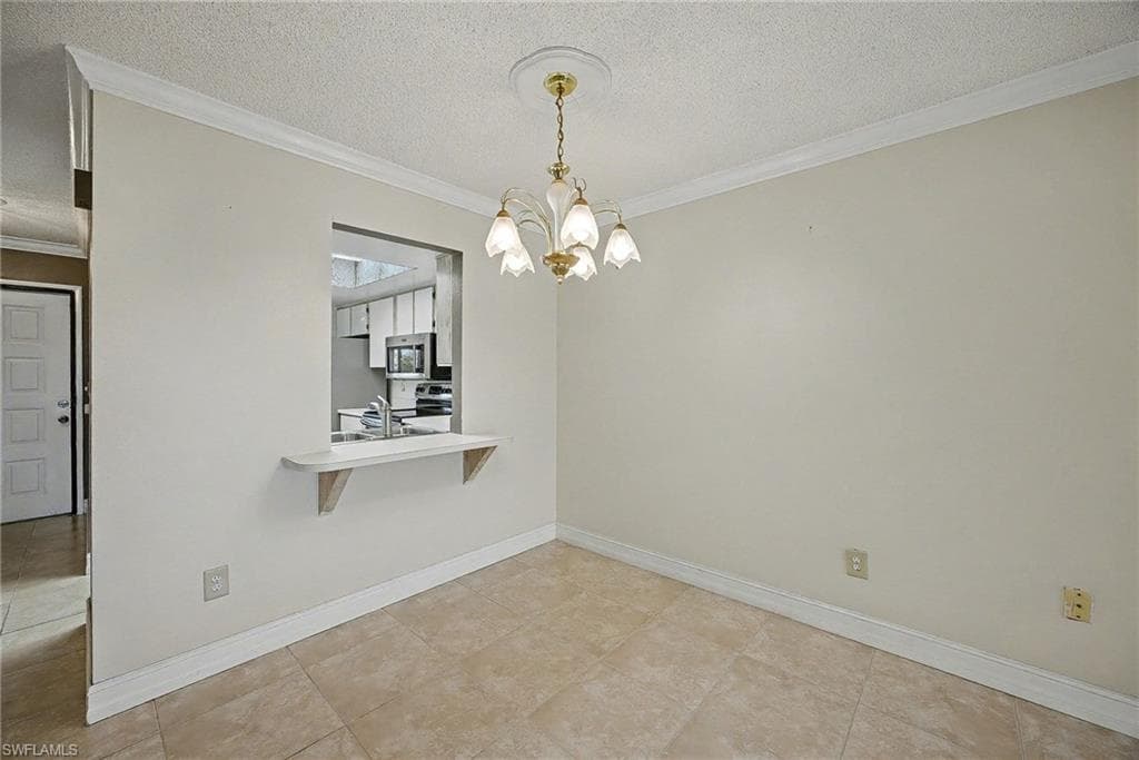 423 Cape Coral PKWY W 206-15