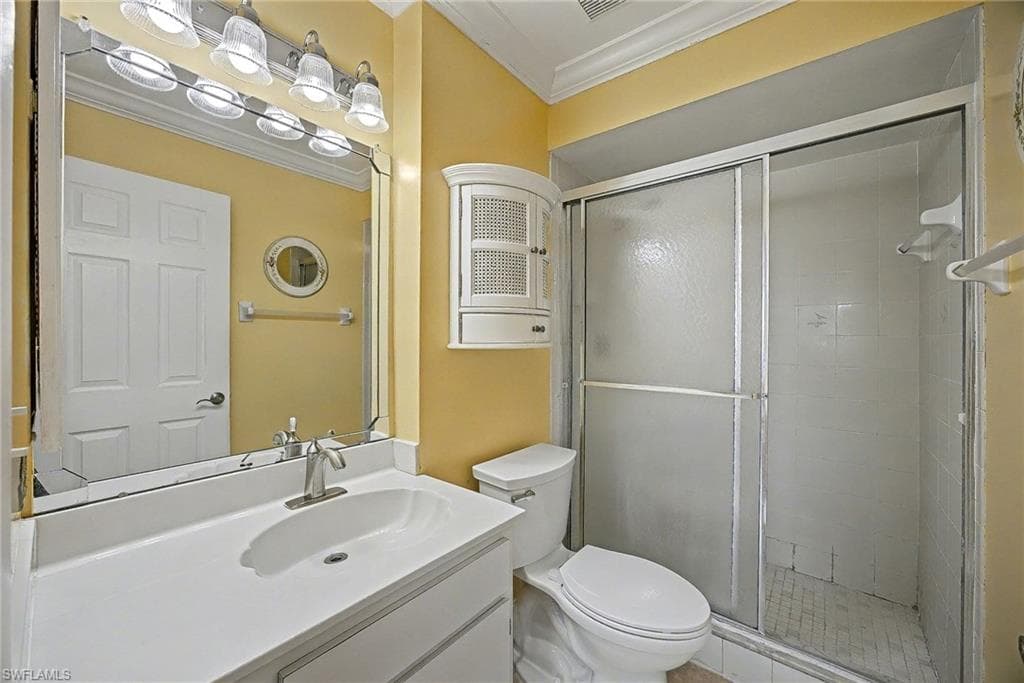 423 Cape Coral PKWY W 206-25