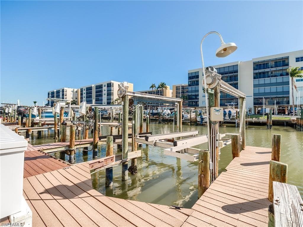 4511 Bay Beach LN # 114, FORT MYERS BEACH FL 33931-42