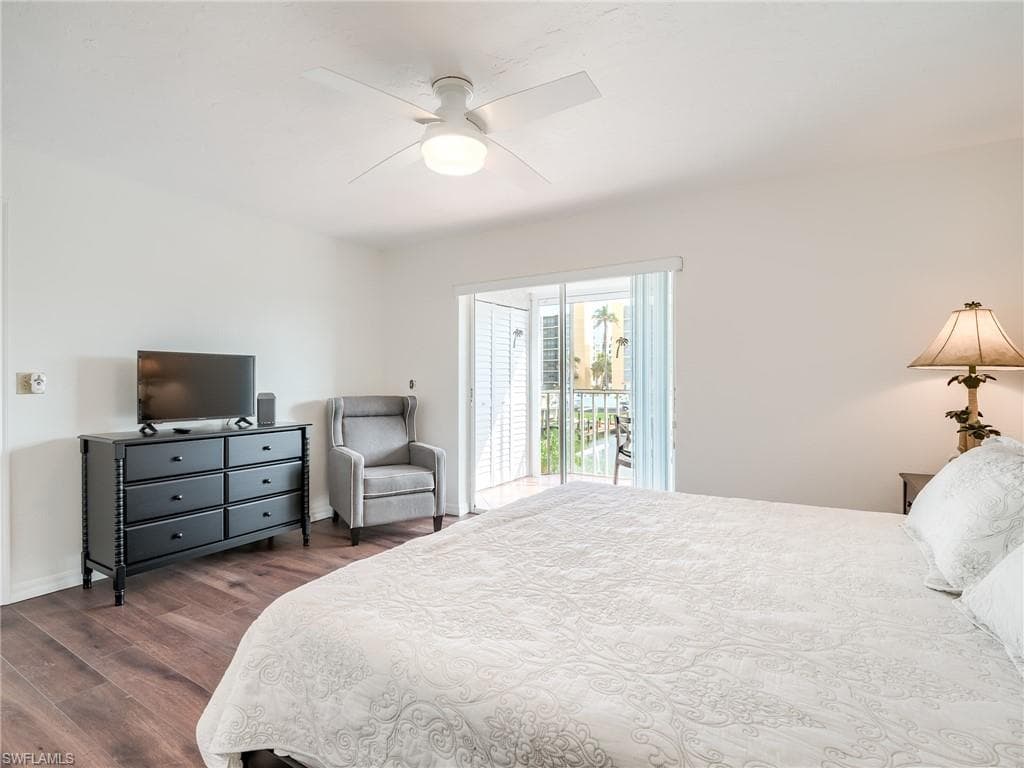 4511 Bay Beach LN # 114, FORT MYERS BEACH FL 33931-25