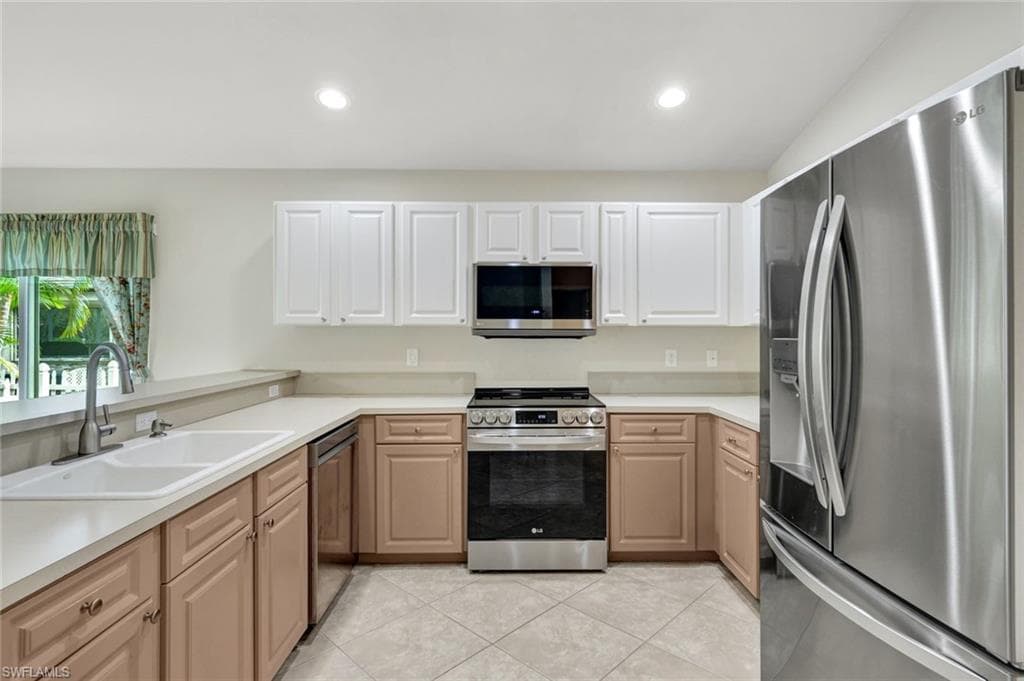 15645 Beachcomber AVE, FORT MYERS FL 33908-10