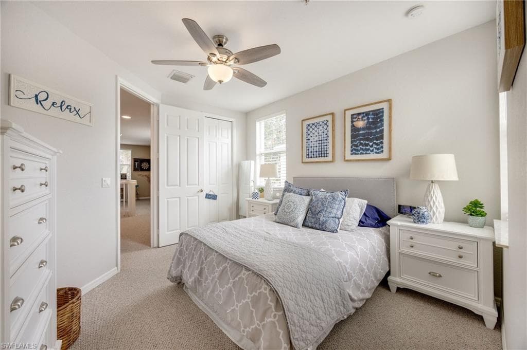 1320 Mariposa CIR # 104, NAPLES FL 34105-24