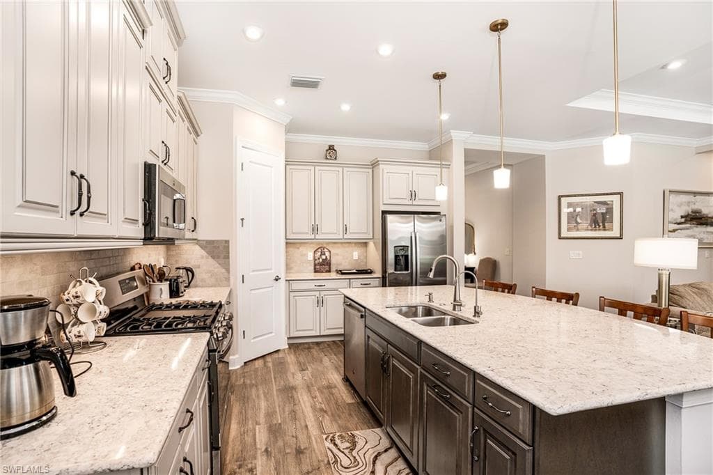 8131 Lucello TER S, NAPLES FL 34114-2