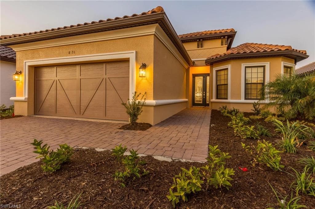 8131 Lucello TER S, NAPLES FL 34114-31
