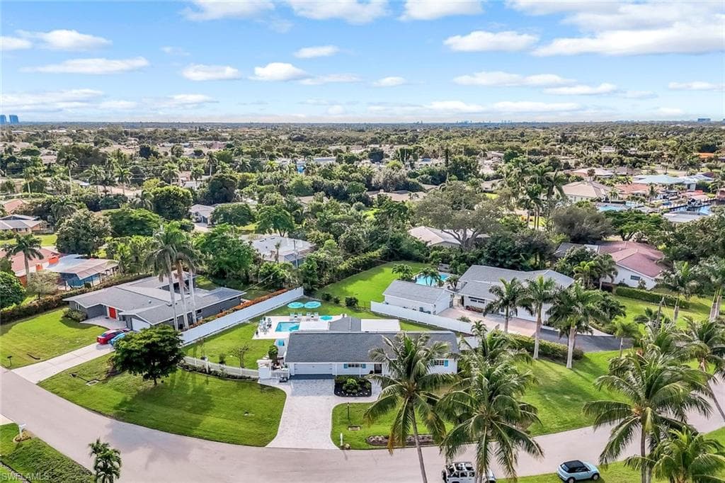 1086 N Town And River DR, FORT MYERS FL 33919-45