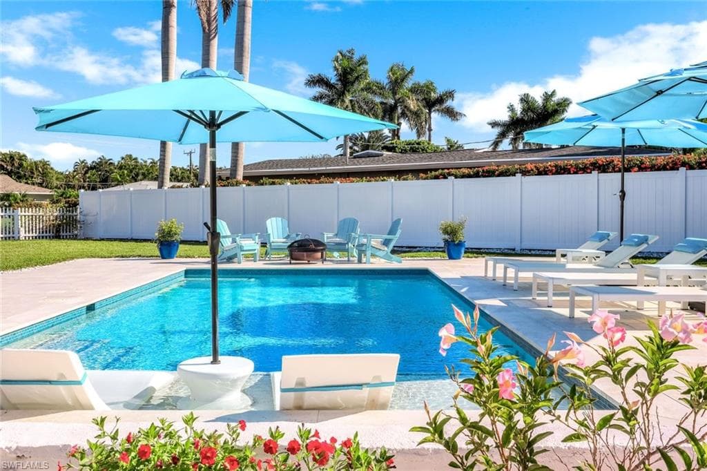 1086 N Town And River DR, FORT MYERS FL 33919-31