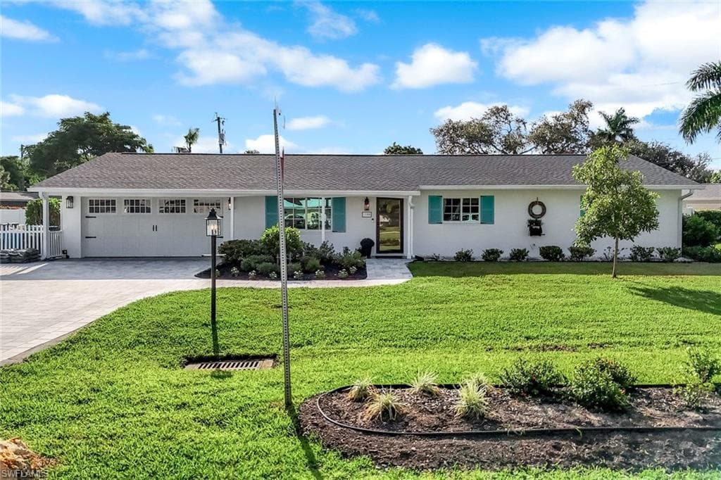 1086 N Town And River DR, FORT MYERS FL 33919-3