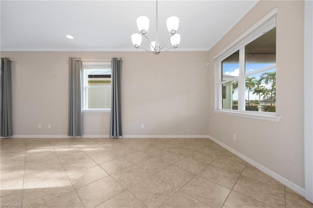 2899 Sunset Pointe CIR, CAPE CORAL FL 33914-11