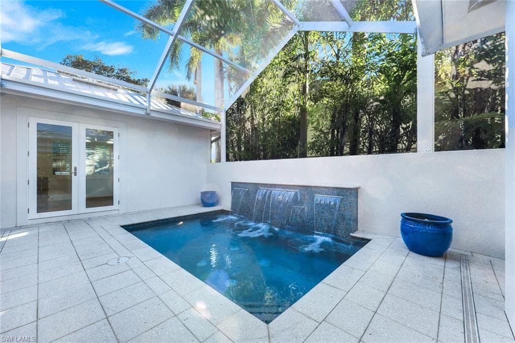 2100 Curtis ST, NAPLES FL 34112-25