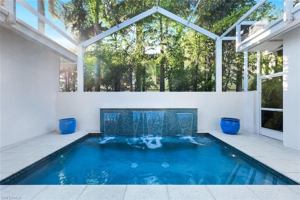 2100 Curtis ST, NAPLES FL 34112-23