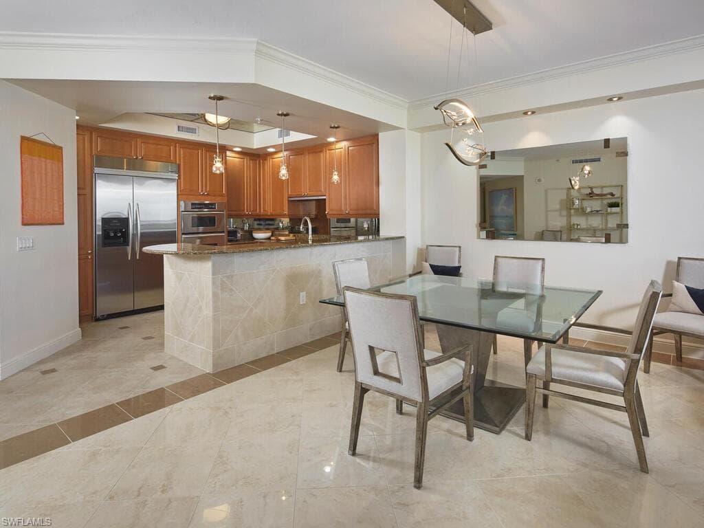 23850 Via Italia CIR 504-4
