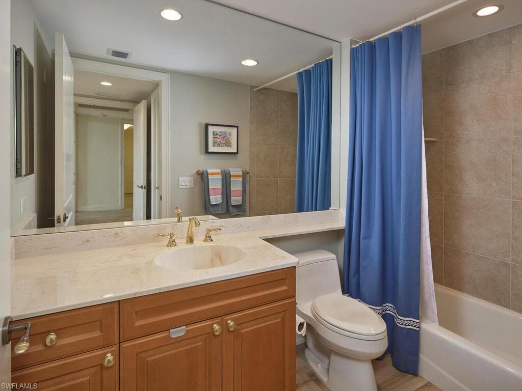 23850 Via Italia CIR 504-10