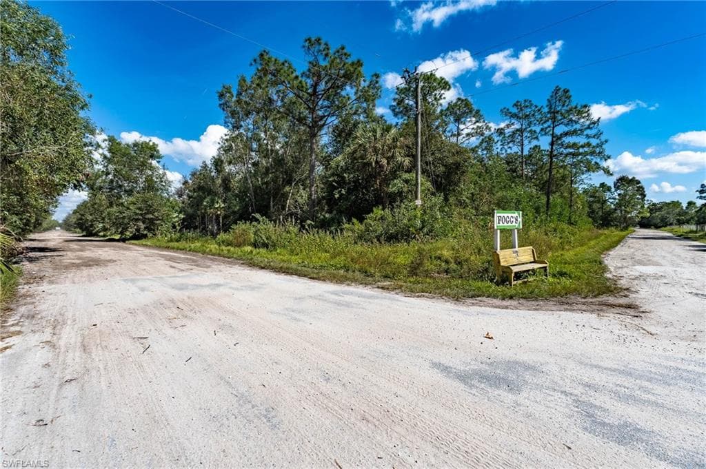 Sanctuary Road, NAPLES FL 34120-5