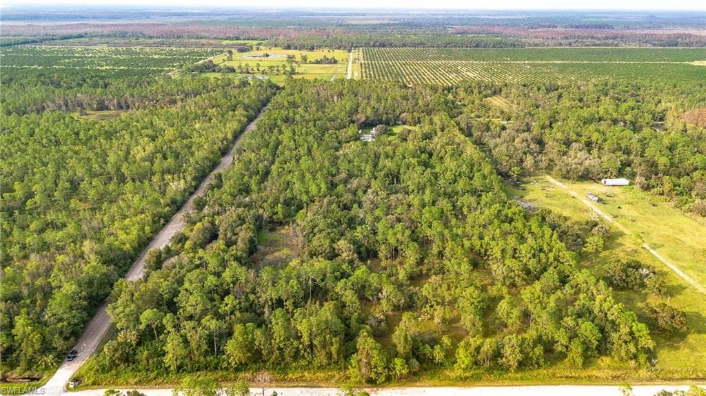 Sanctuary Road, NAPLES FL 34120-8