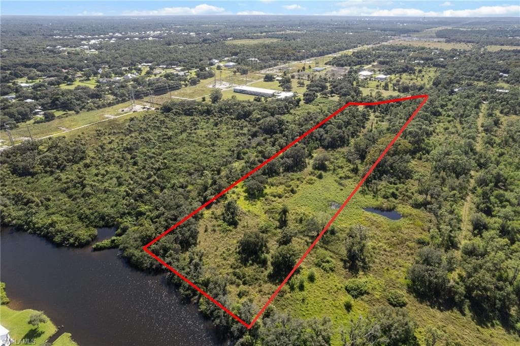11281 Long RD, FORT MYERS FL 33905-11