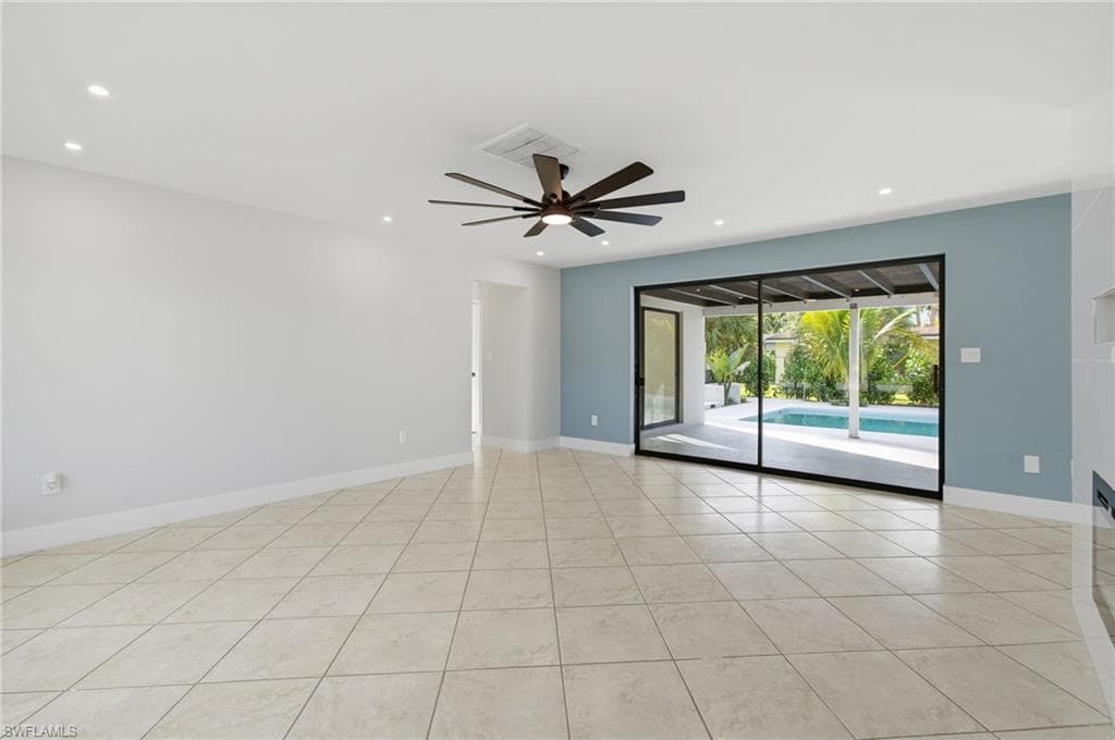 1560 Ricardo AVE, FORT MYERS FL 33901-5