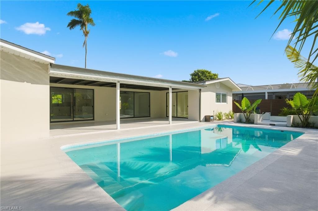 1560 Ricardo AVE, FORT MYERS FL 33901-29