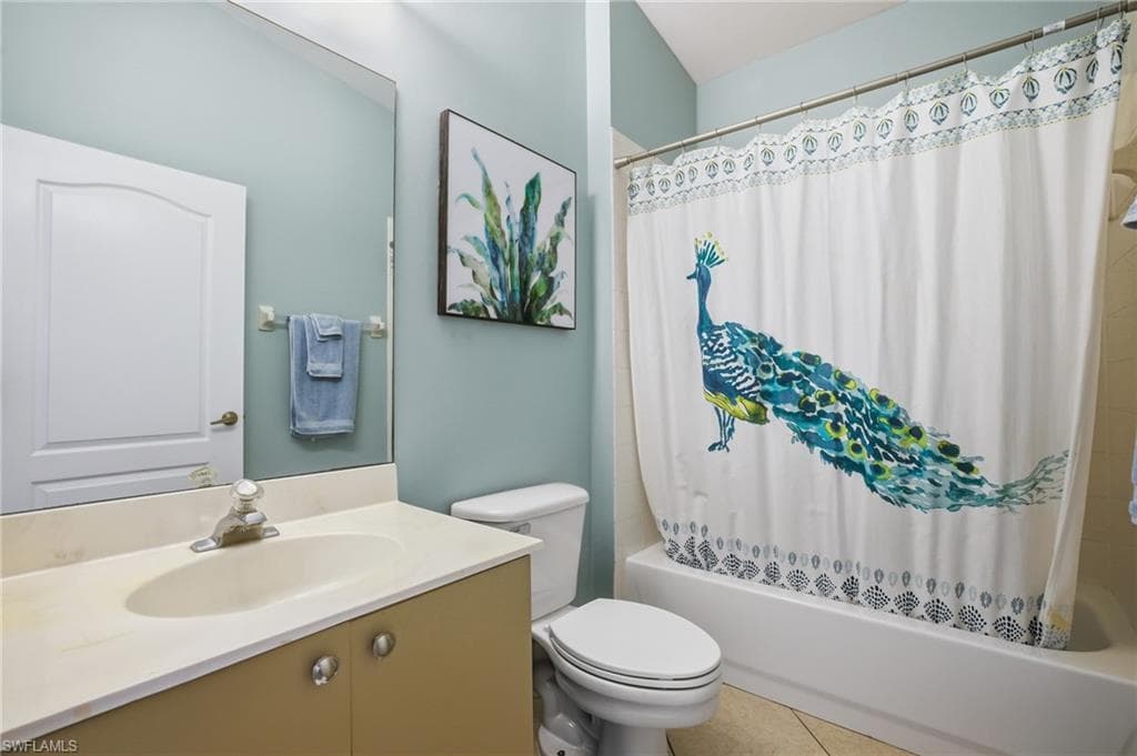 13831 Eagle Ridge Lakes DR # 202, FORT MYERS FL 33912-3