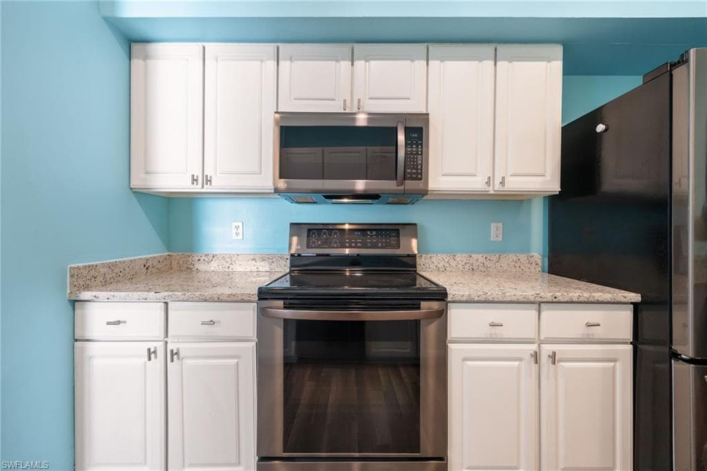 9792 Glen Heron DR, BONITA SPRINGS FL 34135-11