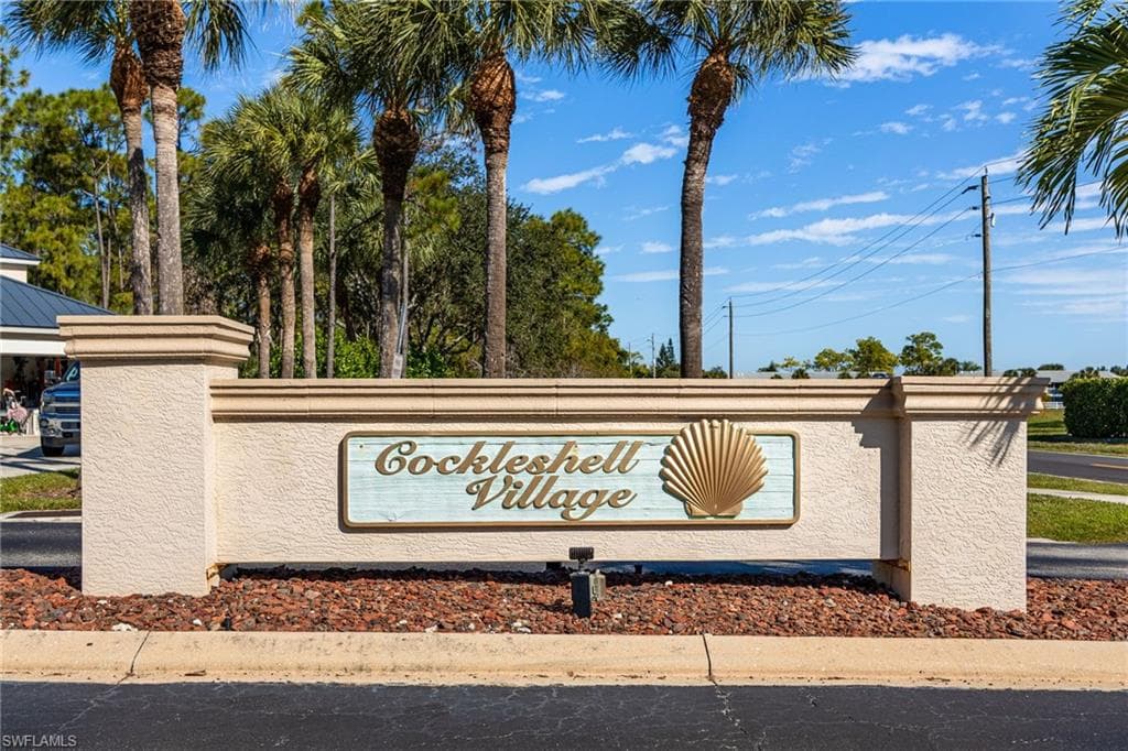 9792 Glen Heron DR, BONITA SPRINGS FL 34135-33