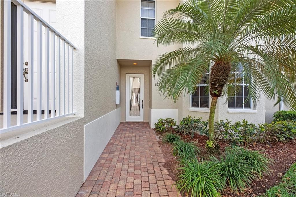 3311 S Coconut Island DR # 102, ESTERO FL 34134-2