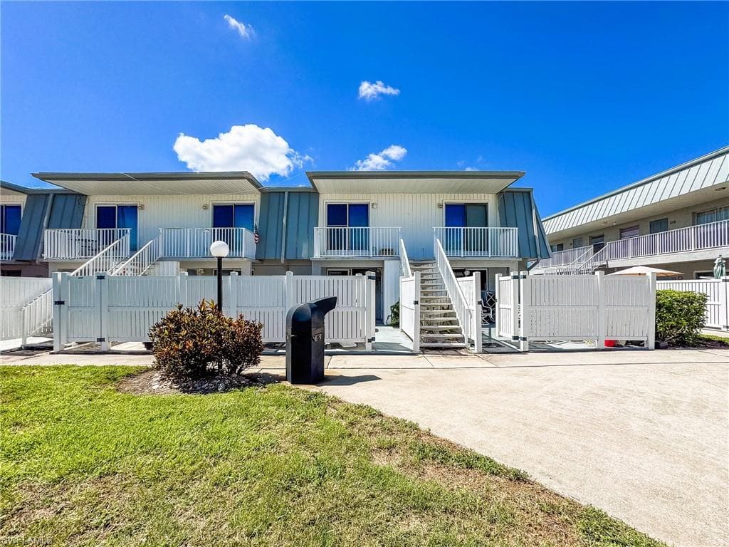 6777 Winkler RD 150-17
