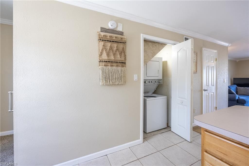 6777 Winkler RD 150-7