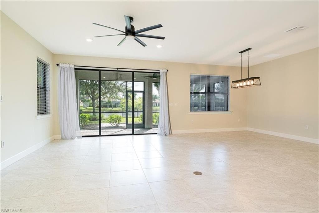 1996 Parson ST, NAPLES FL 34120-26