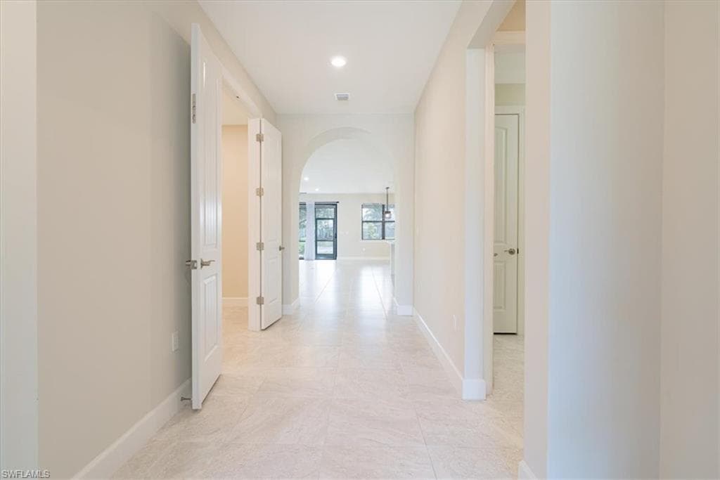 1996 Parson ST, NAPLES FL 34120-5