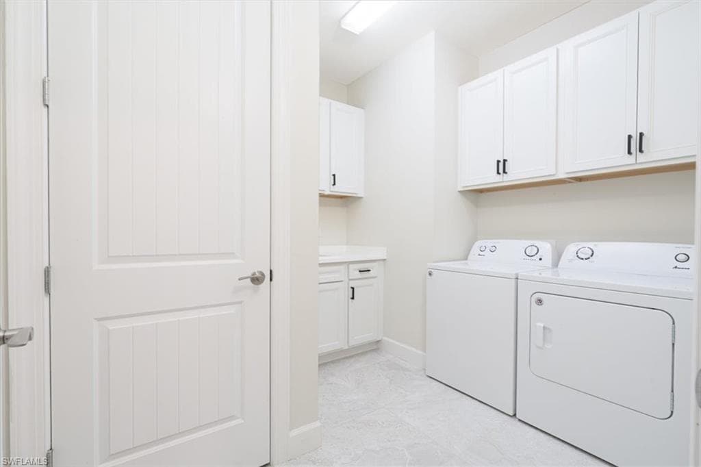 1996 Parson ST, NAPLES FL 34120-16