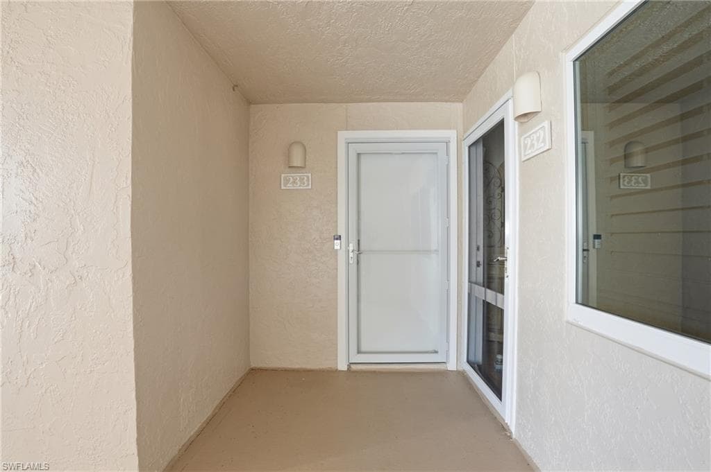 200 Periwinkle WAY # 233, SANIBEL FL 33957-5