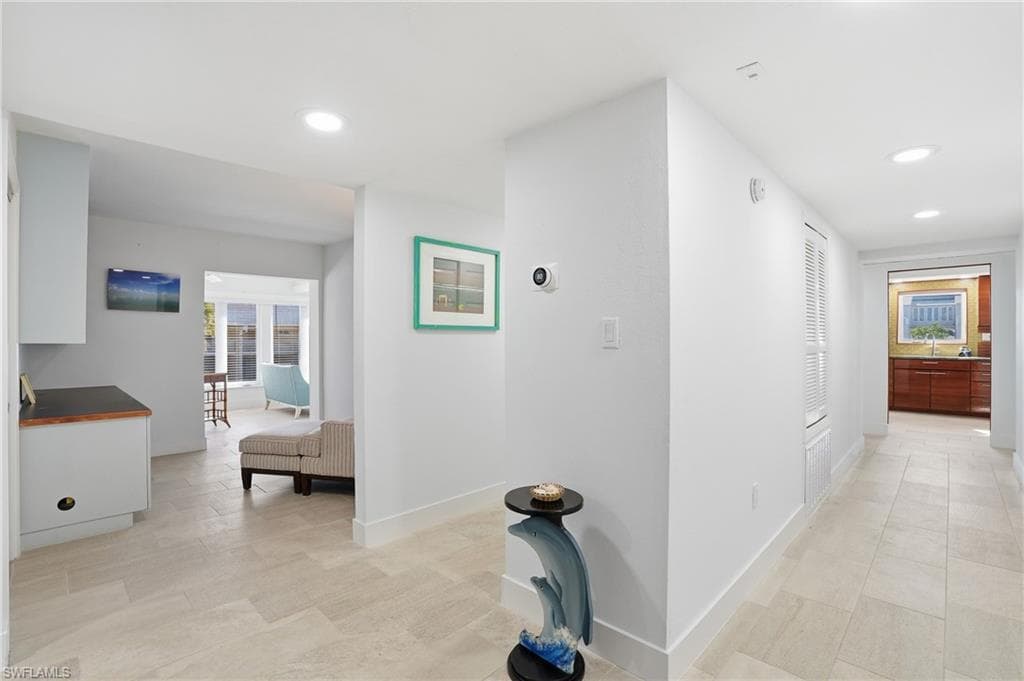 200 Periwinkle WAY # 233, SANIBEL FL 33957-16