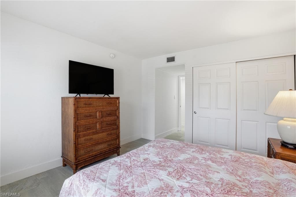 200 Periwinkle WAY # 233, SANIBEL FL 33957-27