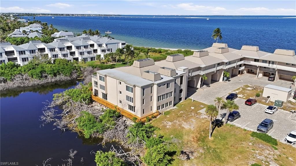 200 Periwinkle WAY # 233, SANIBEL FL 33957-4